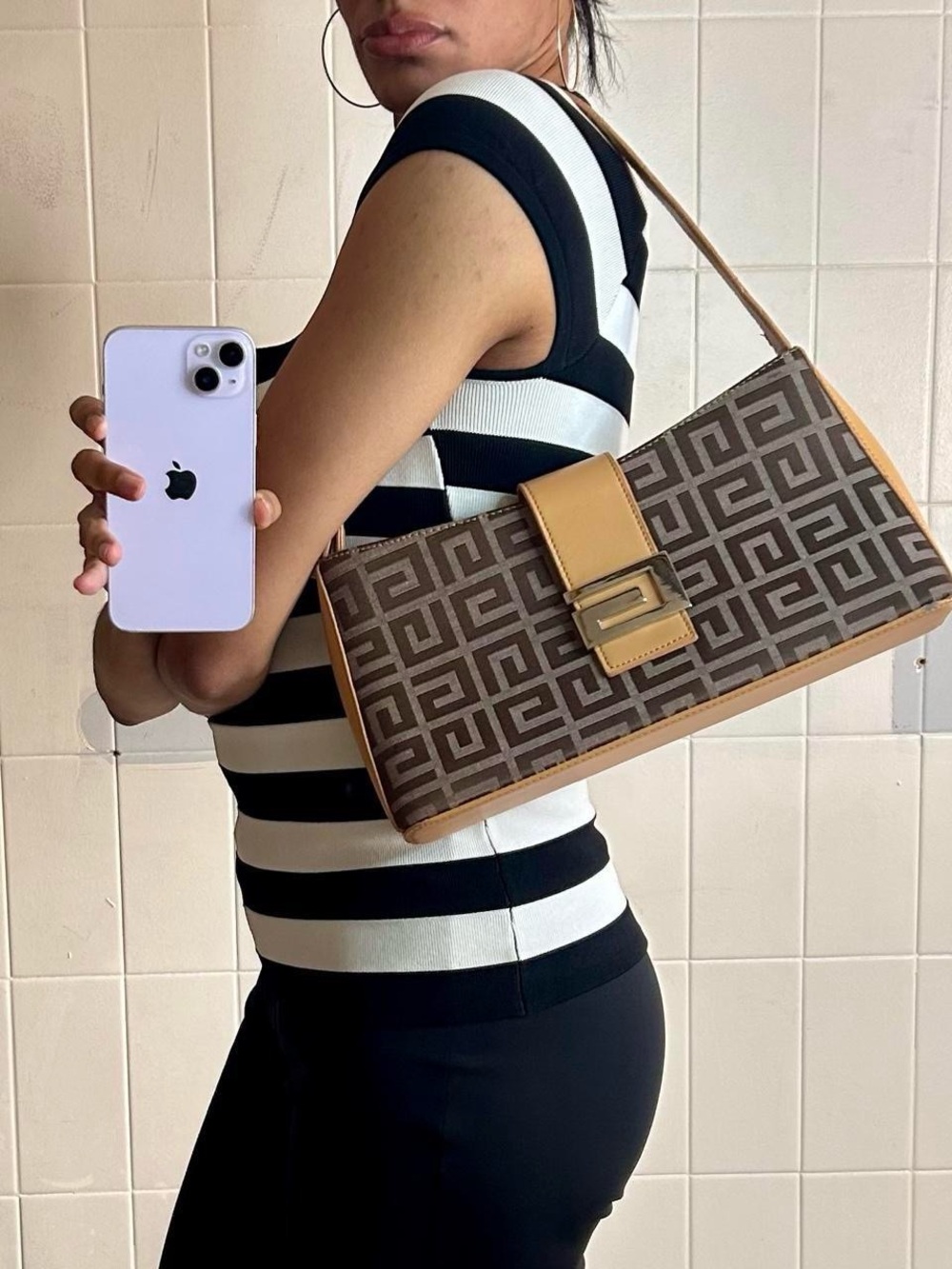Geometric Print Monogram Shoulder Bag - Picture 9 of 9
